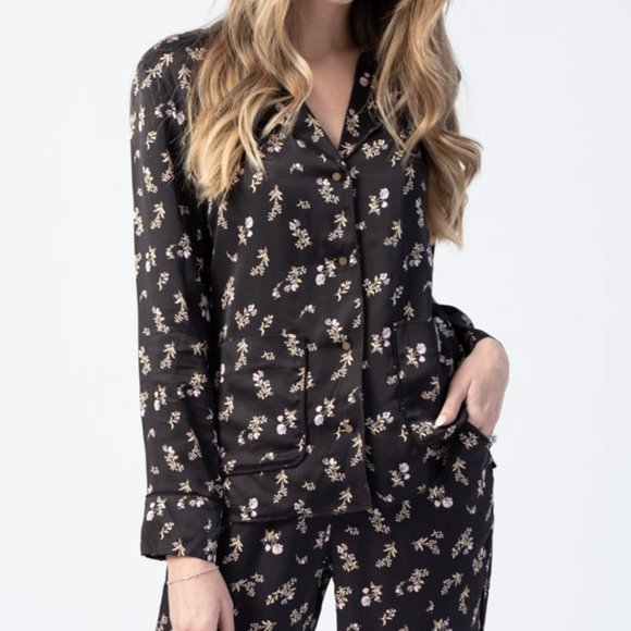 LOVE STORIES Bluemoon Pyjama Top in Black Prairie Flower Print. - Picture 4 of 7